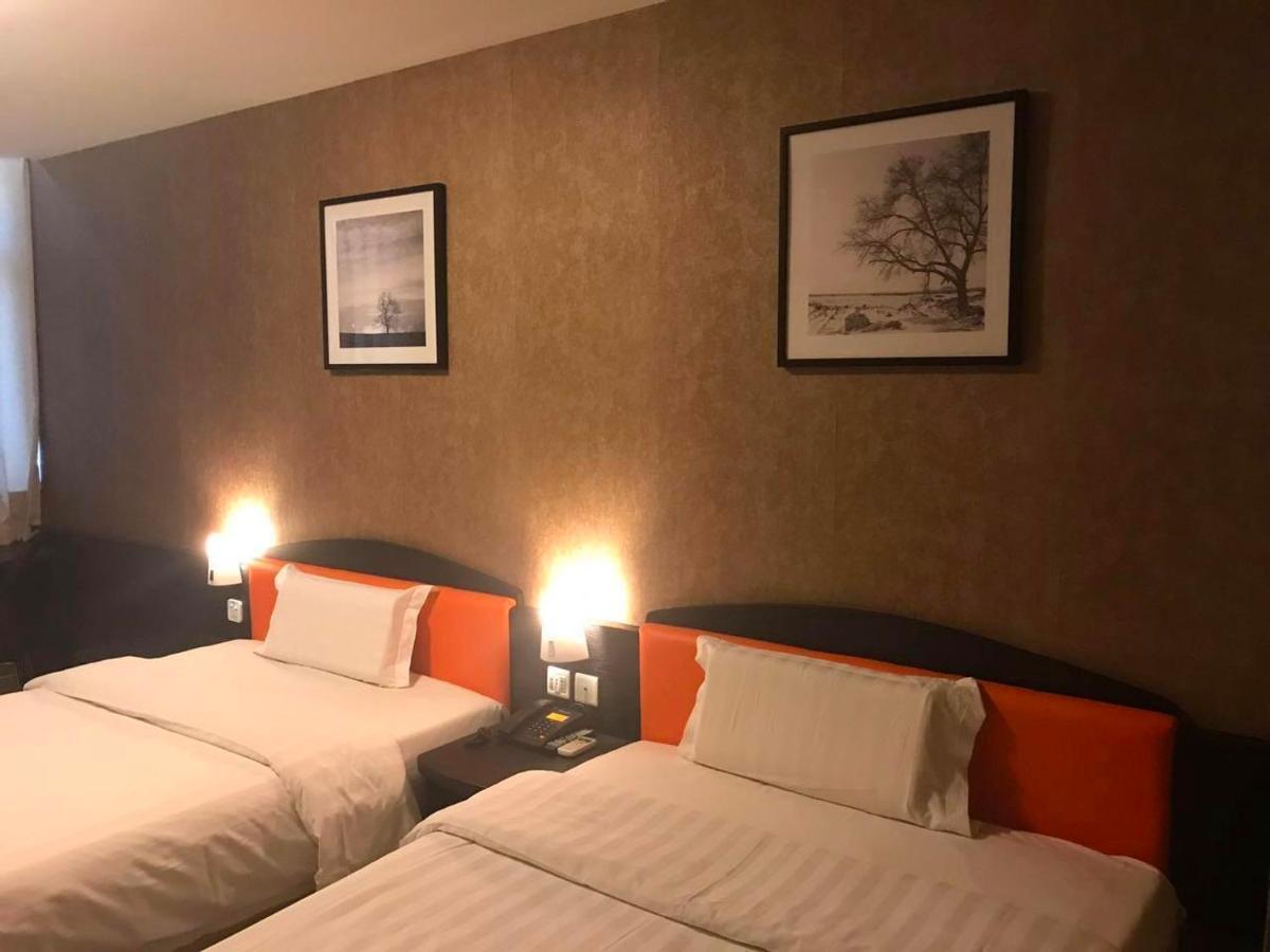 7Days Inn West Liaoyang Road Carrefour Ціндао Екстер'єр фото